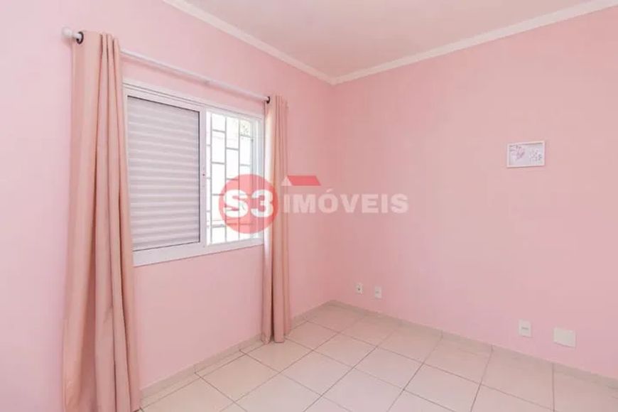 Casa em condomínio para venda com 2 quartos, 61m²