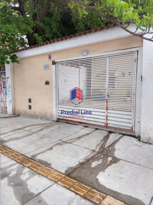 Maravilhoso sobrado à venda na Vila Monumento.