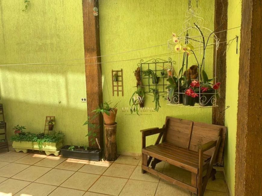 Sobrado com 4 dormitórios à venda, 225 m² por R$ 1.050.000,00 - Jardim Santa Mena - Guarulhos/SP