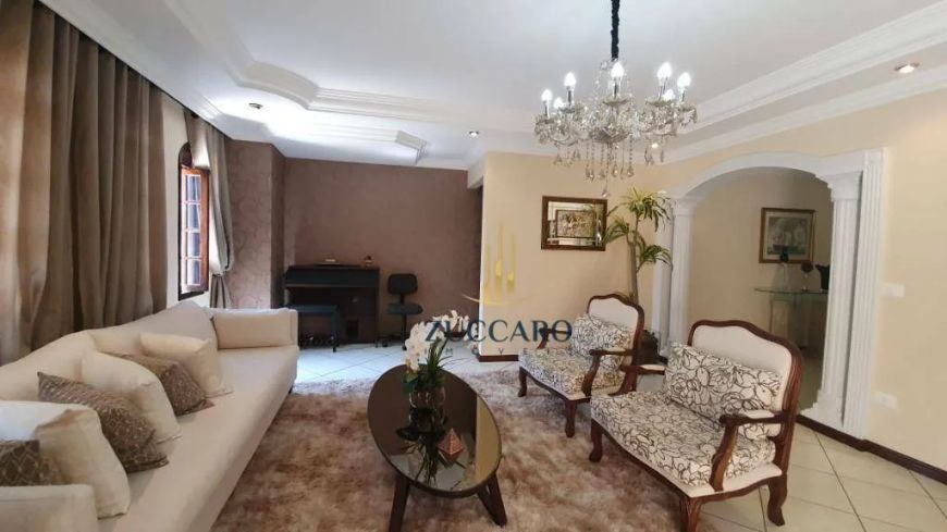 Sobrado à venda, 390 m² por R$ 880.000,00 - Jardim Santa Clara - Guarulhos/SP