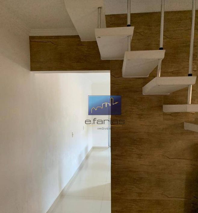Sobrado com 4 dormitórios à venda, 233 m² por R$ 520.000 - Parque Continental II - Guarulhos/SP