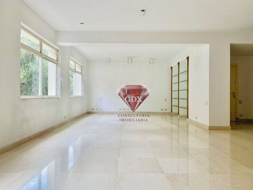 Apartamento ao lado Clube Pinheiros