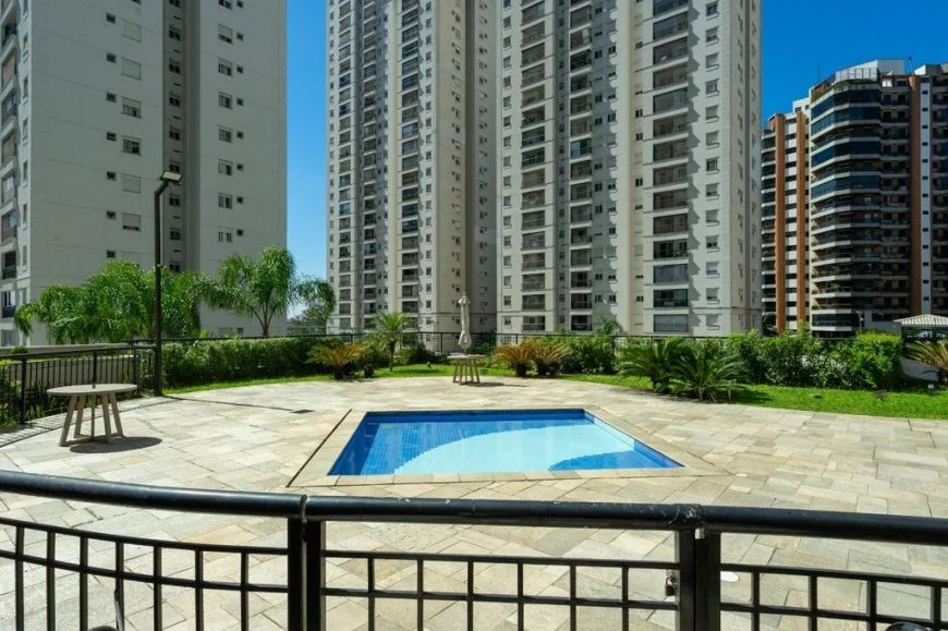 Apartamento à Venda em São Paulo-SP, Vila Andrade - 2 Quartos, sendo 1 Suíte e 1 Vaga - 64m²