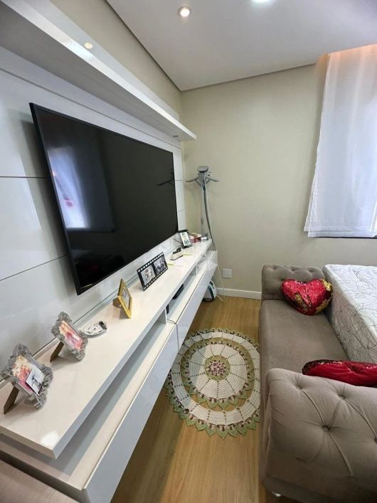 Casa com piscina à venda com 313m², e 3 quartos.