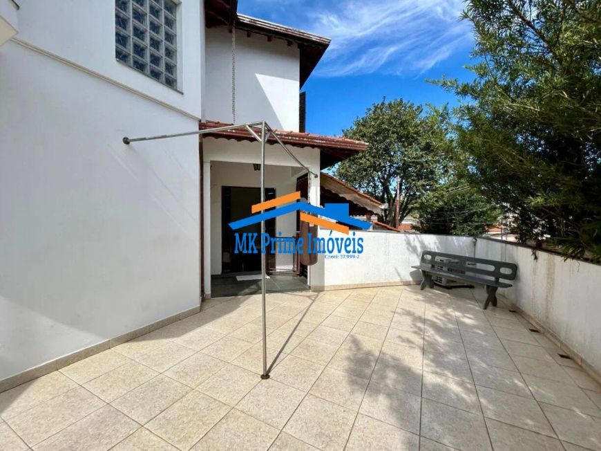 Lindo Sobrado 200m² c/ 5 Dorm e 5 Vagas para Venda - Jardim Marisa/SP