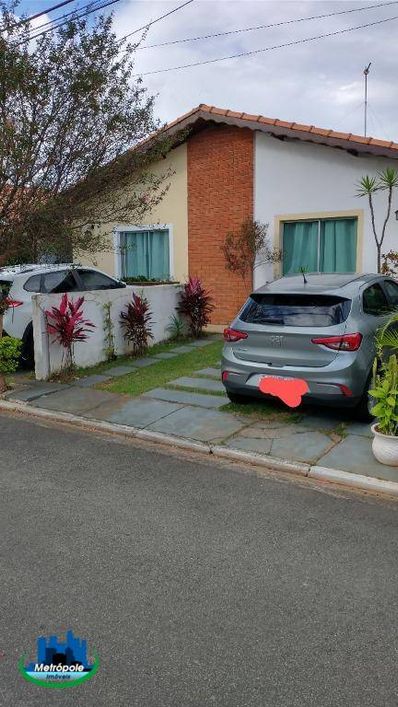 Casa com 4 dormitórios à venda, 150 m² por R$ 920.000,00 - Jardim Adriana - Guarulhos/SP