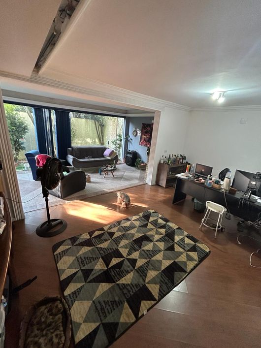 Casa de condomínio para venda possui 220 metros quadrados com 3 quartos