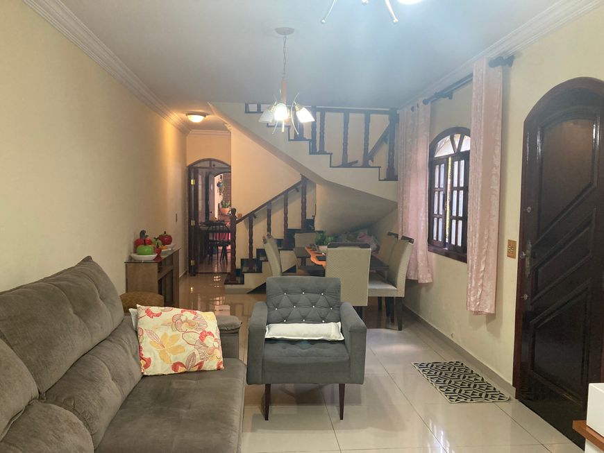 Casa para venda com 167m2 com 3 quartos em Cidade Jardim Cumbica - Guarulhos - SP