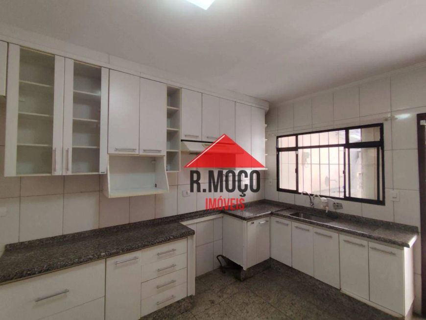 Sobrado com 3 Dormitórios, sendo 01 Suíte à venda, 93 m² por R$ 549.000 - Vila Guilhermina - São Pau