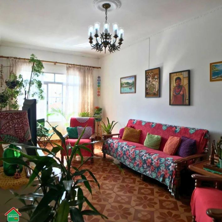 Casa à venda no bairro Vila Maria Alta - São Paulo/SP