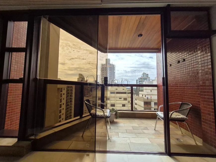 Apartamento à venda com 4 quartos no Cambuí, em Campinas