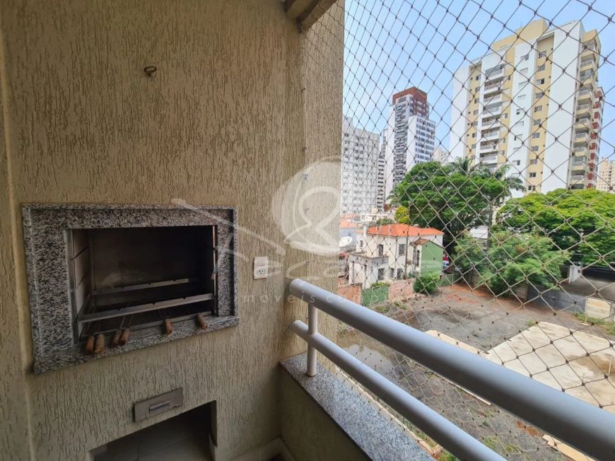 Apartamento com 3 quartos, 1 suíte para Venda no Cambuí em Campinas