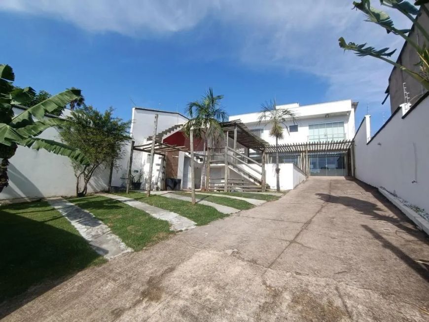 Casa à venda em Campinas, Nova Campinas, com 3 suítes, com 216 m²