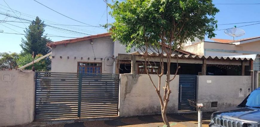 Casa à venda com 5 quartos no Vila Nova, Campinas.