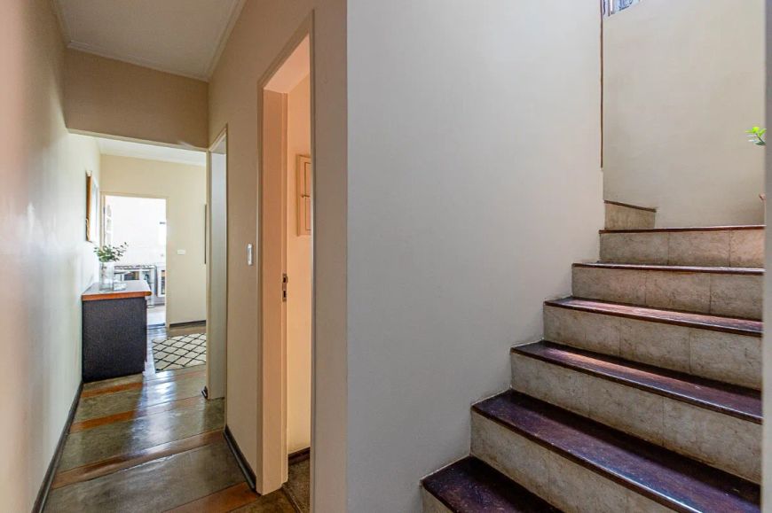 Casa tipo para venda com 3 quartos, sendo 1 suíte, 141m²