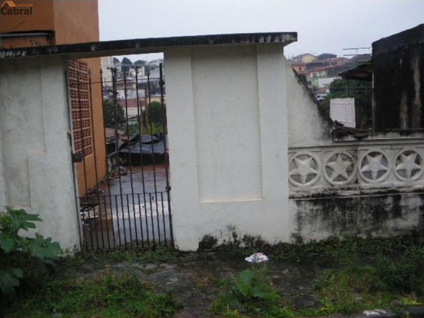 IMOVEL ANTIGO PARA REFORMAR OU USO DO TERRENO.