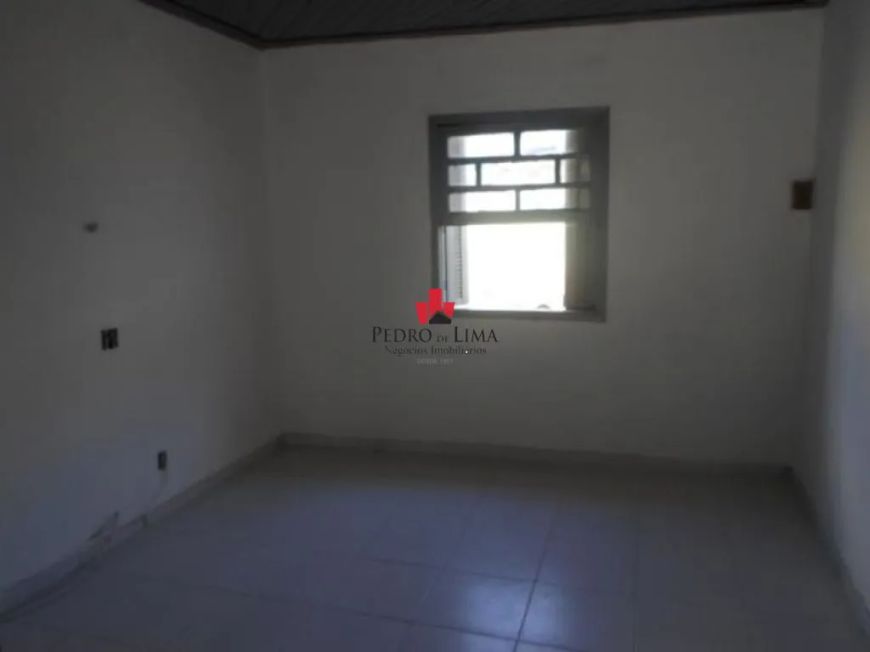 Terreno com duas casas, em Ponte Rasa.
